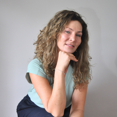 Kontakt Simone Schmitt - Engelskraft & Herzenswahrheit, Lebensbegleitung,