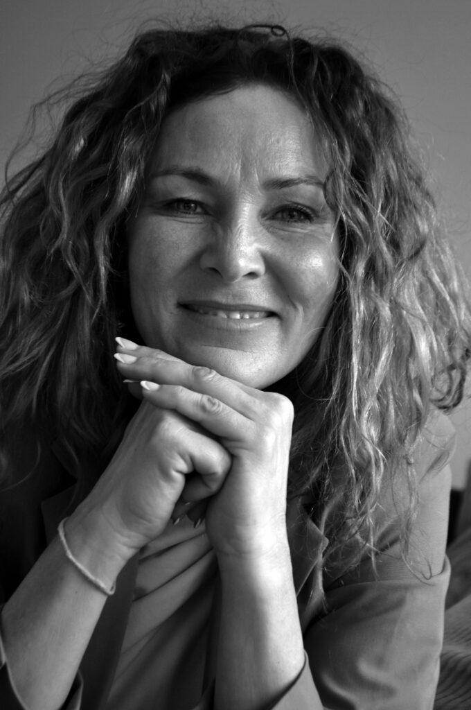 Simone Schmitt - Engelskraft & Herzenswahrheit,